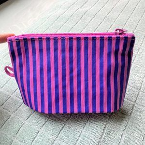 NWOT Baggu Go Pouch Small - Blue Pink Stripe (Vacation Stripe Mix)